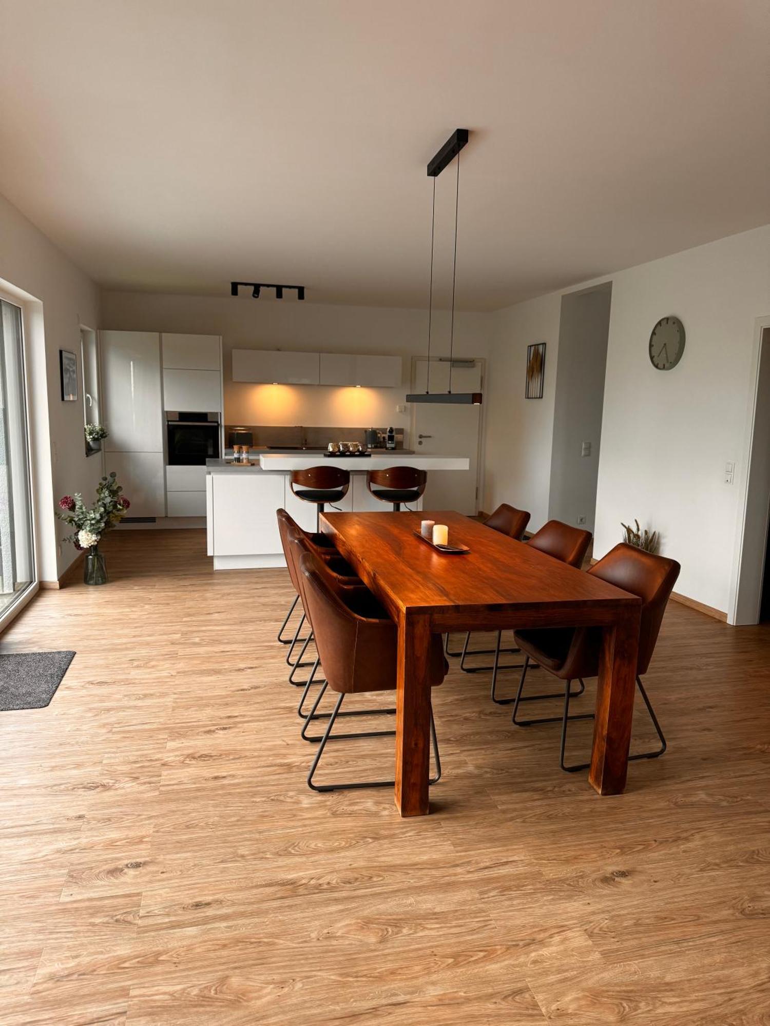 Traumhafter Ausblick, Modern Mit Komfort Und Stil Hardert Εξωτερικό φωτογραφία